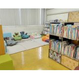 社会教育センター図書館絵本コーナー